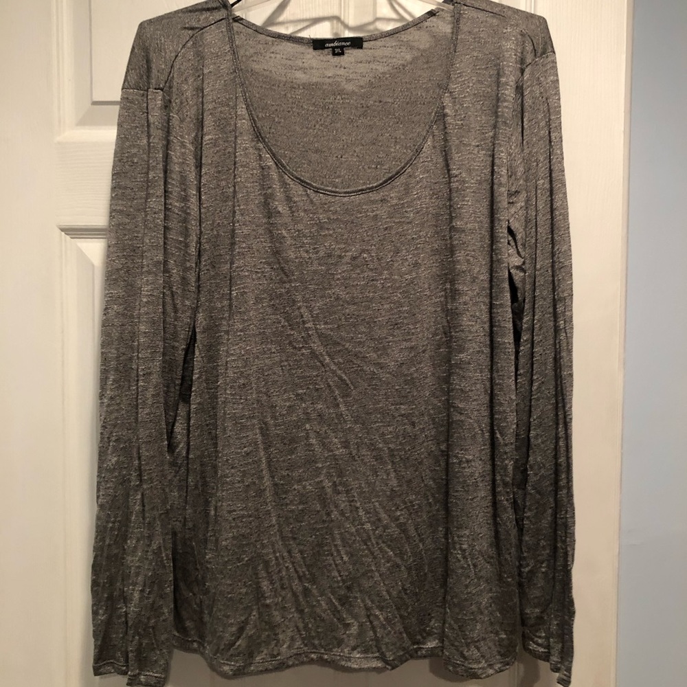 Long sleeve t shirt